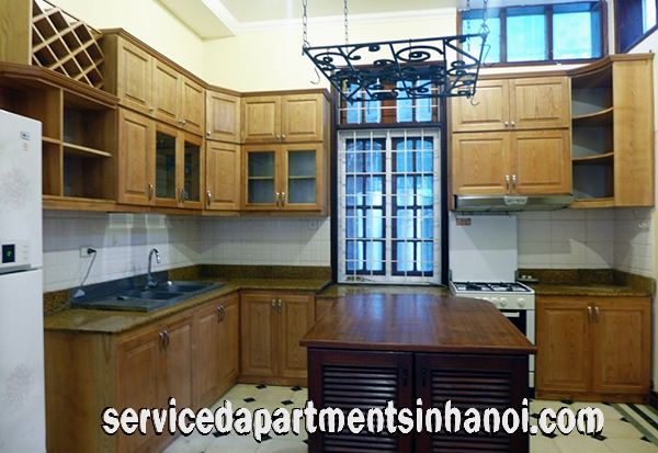 Villa với bốn phòng ngủ cho thuê ở khu vực Xóm Chùa, Tây Hồ 6