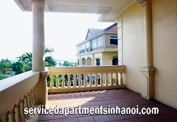 Villa với bốn phòng ngủ cho thuê ở khu vực Xóm Chùa, Tây Hồ 8