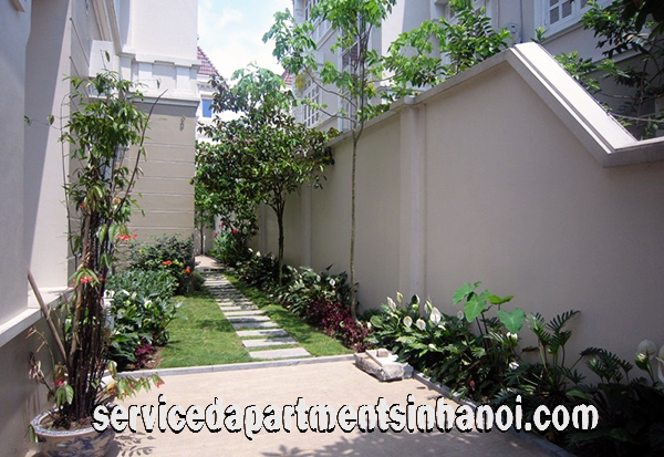 Villa 4 phòng ngủ cho thuê với vườn đẹp Trong Lô T1, Ciputra Hanoi International 3
