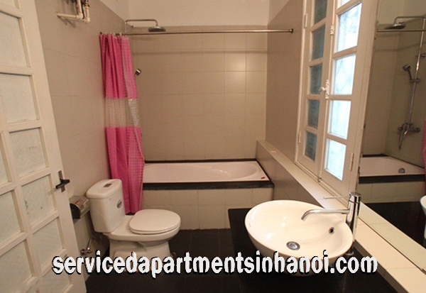 Villa năm phòng ngủ cho thuê trong một con hẻm yên tĩnh của Tô Ngọc Vân, Tây Hồ 7