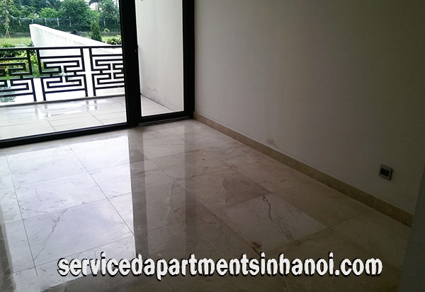 Villa Năm phòng ngủ cho thuê tại Ciputra, Hà Nội có 1 vườn xanh lớn 5