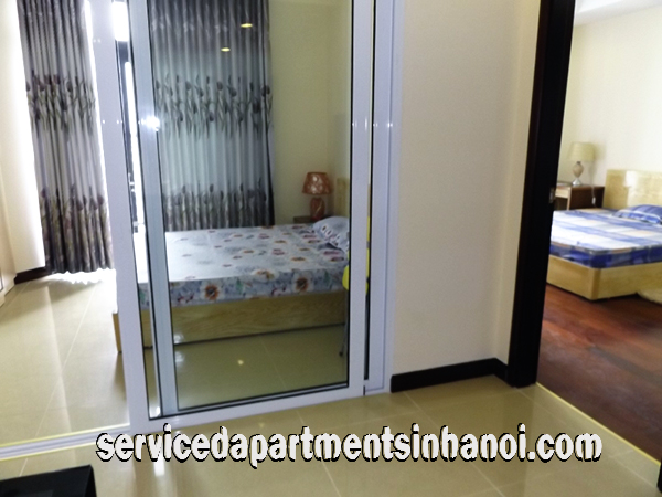 Căn hộ 3 phòng ngủ, 120m2, đủ nội thất R5 cho thuê 4