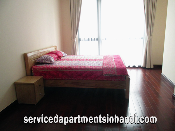 Cho thuê căn hộ 115m2, R1 đầy đủ nội thất, 900$