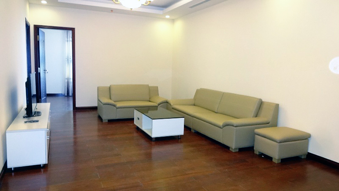 Cho thuê căn hộ 115m2, R1 đầy đủ nội thất, 900$ 1