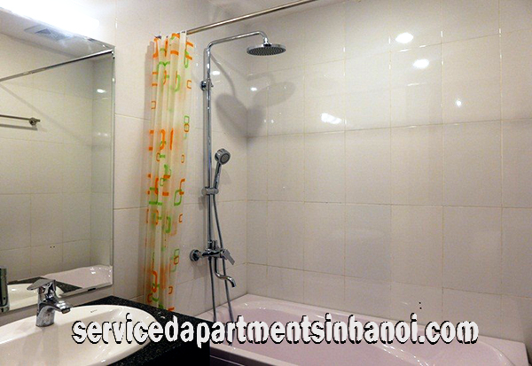 Căn hộ 3 phòng ngủ view hồ Tây cho thuê ngay 10