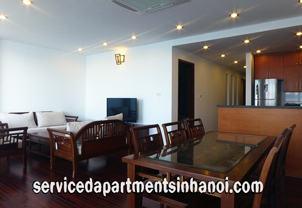 Căn hộ 3 phòng ngủ view hồ Tây cho thuê ngay 2