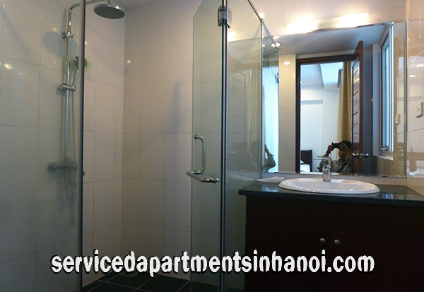 Căn hộ 3 phòng ngủ view hồ Tây cho thuê ngay 1