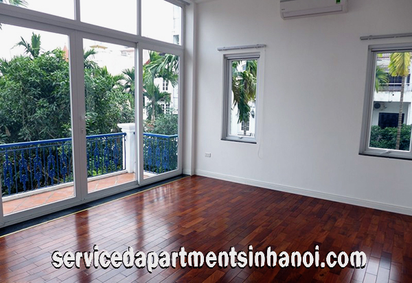 Cho thuê căn hộ cao cấp bốn phòng ngủ ở Đặng Thai Mai st, Tây Hồ, có bể bơi đẹp 10