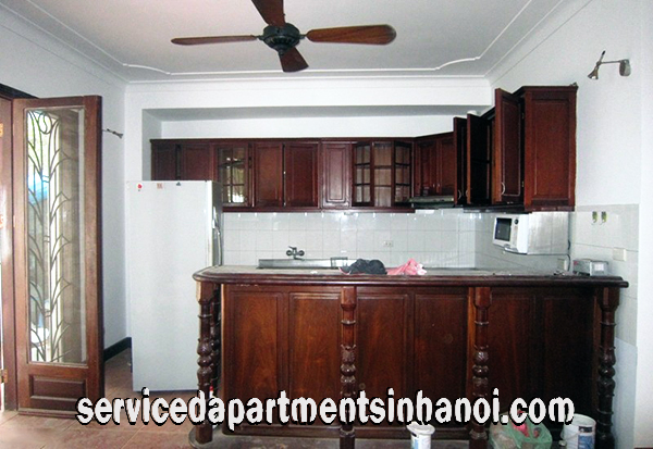 Cho thuê biệt thự đẹp năm phòng ngủ tại phố Tô Ngọc Vân, Tây Hồ, khu vườn đẹp, có hồ bơi 4