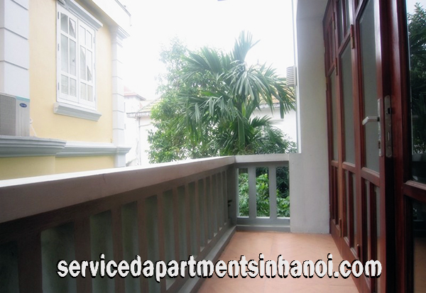 Cho thuê Villa Đẹp bốn phòng ngủ ở Tô Ngọc Vân có bể bơi, vườn đẹp 8