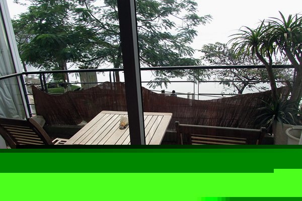Cho thuê căn hộ đẹp 2 phòng ngủ view hồ Tây 1