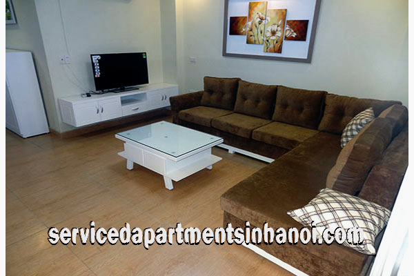 Cho thuê căn hộ 2 phòng ngủ cạnh hồ Trúc Bạch và hồ Tây 1