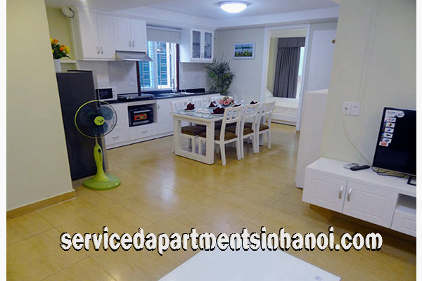 Cho thuê căn hộ 2 phòng ngủ cạnh hồ Trúc Bạch và hồ Tây 6