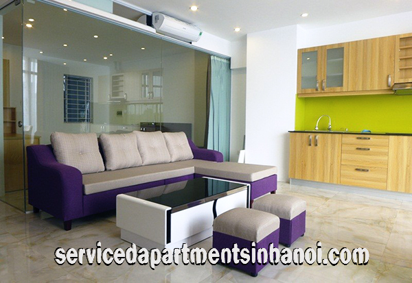 Cho thuê căn hộ 1 phòng ngủ 70m2, view hồ Trúc Bạch