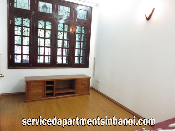 Cho thuê căn hộ giá rẻ trên Phố Đội cấn, Ba Đình 6