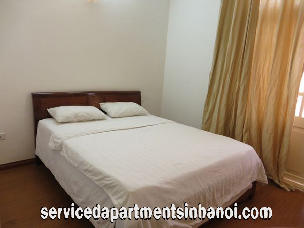 Cho thuê căn hộ 1 phòng ngủ khu vực Trúc Bạch 7