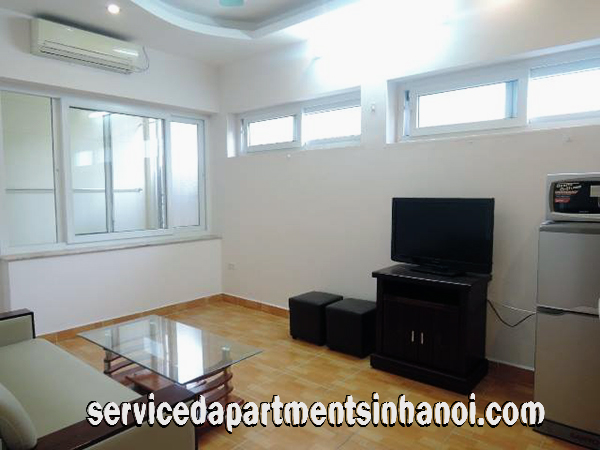 Cho thuê căn hộ 1 phòng ngủ gần hồ Tây, phố Xuân Diệu 3