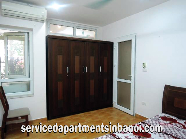 Cho thuê căn hộ 1 phòng ngủ gần hồ Tây, phố Xuân Diệu 6