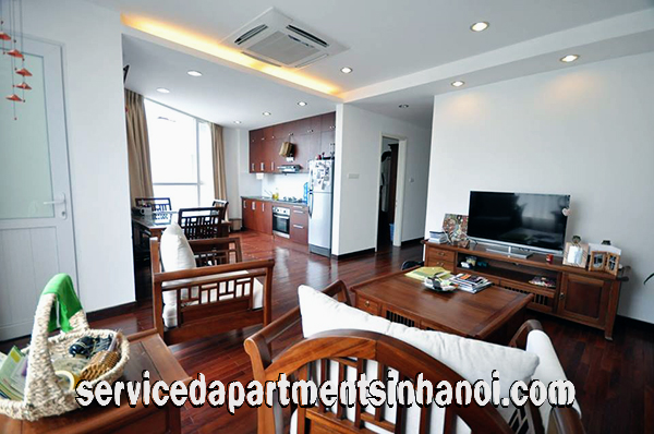 Cho thuê căn hộ đẹp 2 phòng ngủ cạnh hồ Tây 2