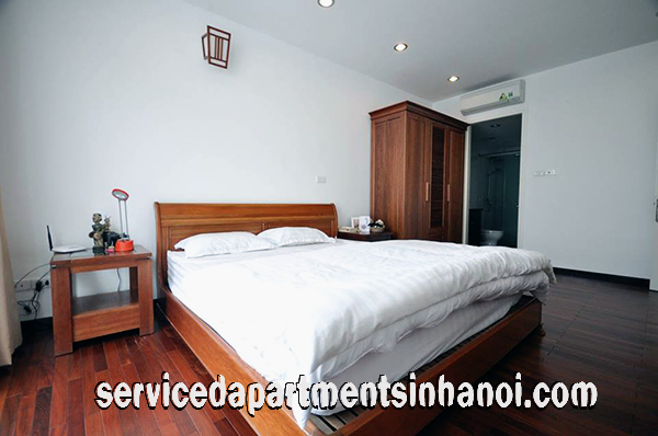 Cho thuê căn hộ đẹp 2 phòng ngủ cạnh hồ Tây 7
