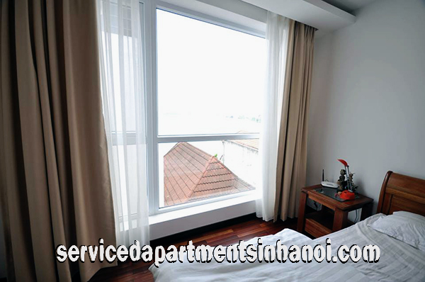 Cho thuê căn hộ đẹp 2 phòng ngủ cạnh hồ Tây 8