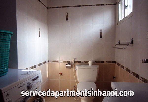 Căn hộ 2 phòng ngủ view hồ Trúc Bạch 900$/ tháng 4