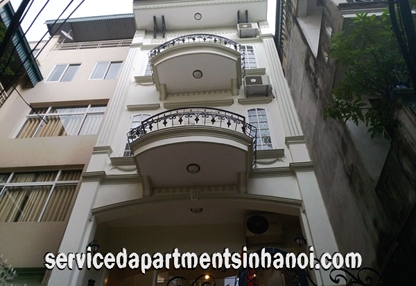 Căn hộ ấm cúng cho thuê tại Phố Quán Thánh, Ba Đình.