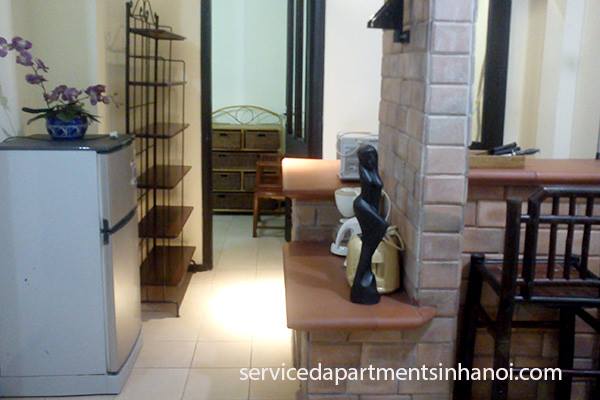 Cho thuê căn hộ 1 phòng ngủ gần hồ Trúc Bạch giá 400$/tháng 3