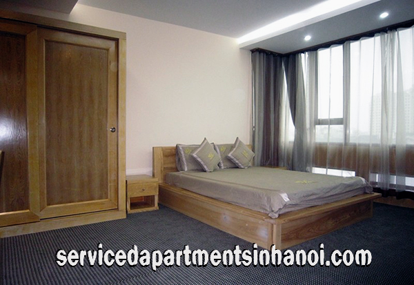 Cho thuê căn hộ 1 phòng ngủ rộng 80m2 view hồ Tây giá 1200$ 1 tháng 7
