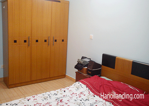 Cho thuê căn hộ phố Cầu Giấy, 500$/tháng 2