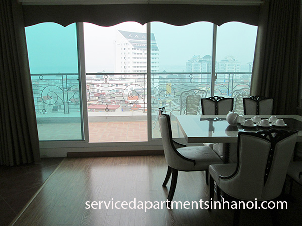 Cho thuê căn hộ có sân thượng lớn tại Ba Đình 5