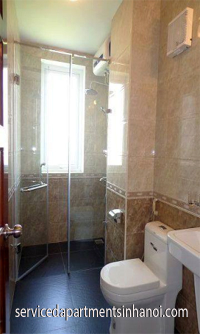 Căn hộ hai phòng ngủ yên tĩnh cho thuê tại Xuân Diệu, Tây Hồ 1