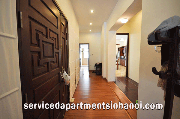 Căn hộ cho thuê hai phòng ngủ tại Trúc Bạch, phòng khách rộng rãi, view hồ 7