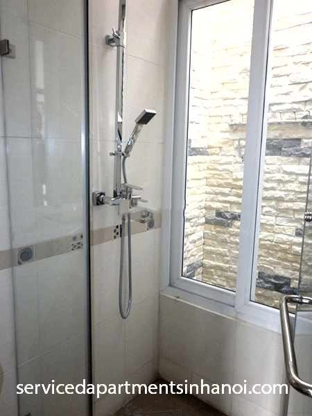 Căn hộ dịch vụ cho thuê ở phố Trấn Vũ với view hồ Trúc Bạch 5