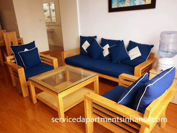 Căn hộ dịch vụ cho thuê ở phố Trấn Vũ với view hồ Trúc Bạch 3