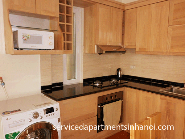 Căn hộ dịch vụ cho thuê ở phố Trấn Vũ với view hồ Trúc Bạch 5