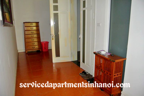 Căn hộ dịch vụ 1 phòng ngủ chuyên cho người nước ngoài thuê tại Trúc Bạch 10