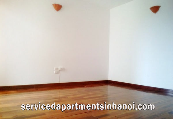 Biệt thự đẹp với bể bơi và sân vườn cho thuê tại Tô Ngọc Vân, Tây Hồ 3