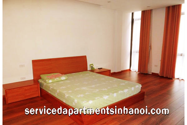 Cho thuê căn hộ dịch vụ hai phòng ngủ ở Hoàn Kiếm 4