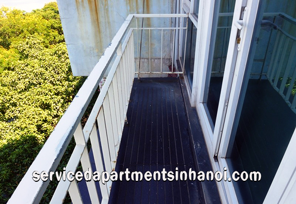 Căn hộ cho thuê tại Trúc Bạch, với view hồ đẹp và không gian rộng rãi 2