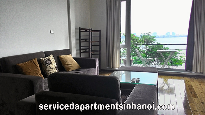 Căn hộ hai phòng ngủ, view Hồ Tây, có ban công thoáng mát cho thuê 5