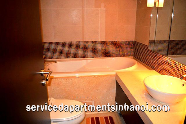Căn hộ ba phòng ngủ sang trọng cho thuê tại Tháp Hòa Bình Green 9