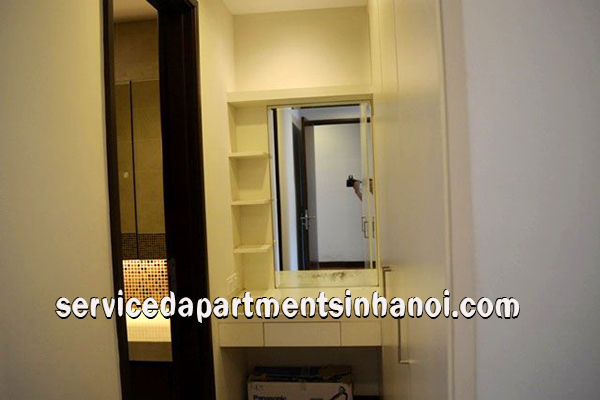 Căn hộ ba phòng ngủ sang trọng cho thuê tại Tháp Hòa Bình Green 1