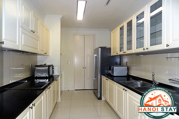Cho thuê căn hộ bốn phòng ngủ sang trọng tại Keangnam Land Mark Hà Nội 7