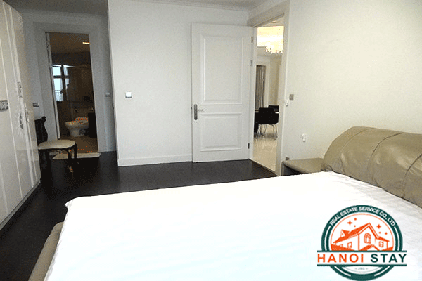 Cho thuê căn hộ bốn phòng ngủ sang trọng tại Keangnam Land Mark Hà Nội 8