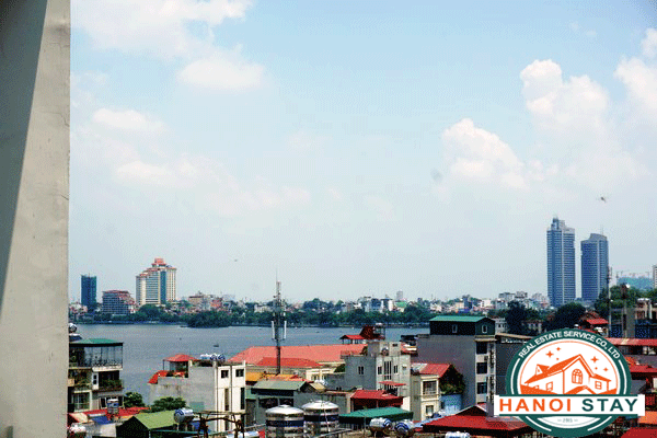 Căn hộ ba phòng ngủ tại Golden West Lake cho thuê giá cả hợp lý 6