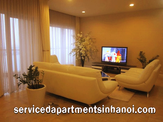 Cho thuê căn hộ với thiết bị hiện đại và ba phòng ngủ tại Golden West Lake 1