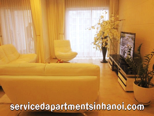 Cho thuê căn hộ với thiết bị hiện đại và ba phòng ngủ tại Golden West Lake 4