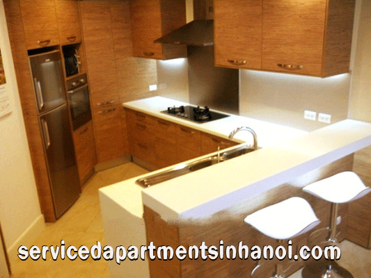 Cho thuê căn hộ với thiết bị hiện đại và ba phòng ngủ tại Golden West Lake 8