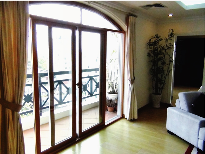 Cho thuê căn hộ cao cấp khu vực hò Trúc Bạch, Ba Đình 6